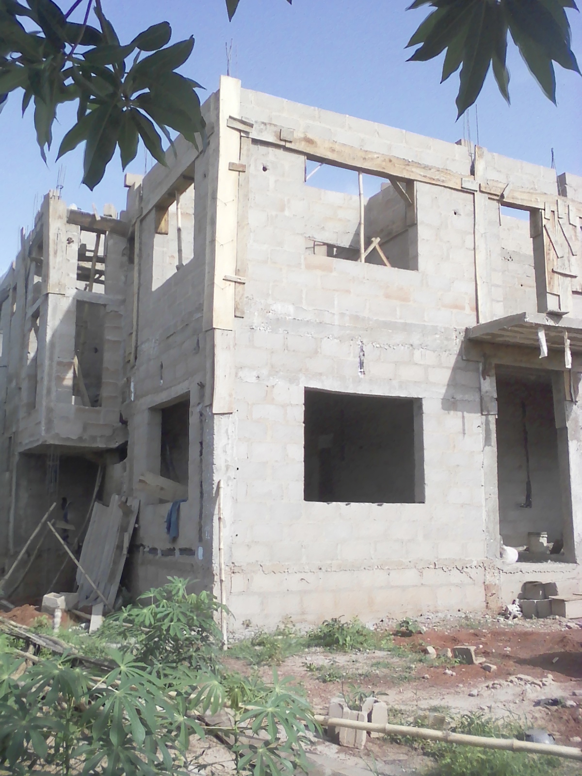 /under contruction4.jpg
